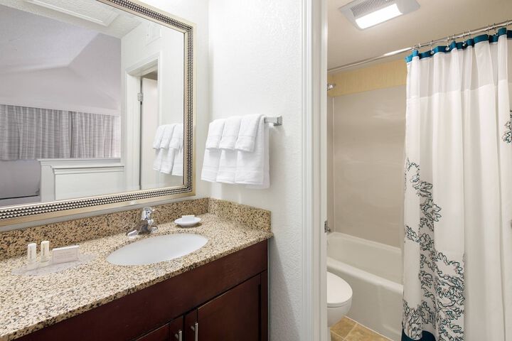 Room 15 of 29