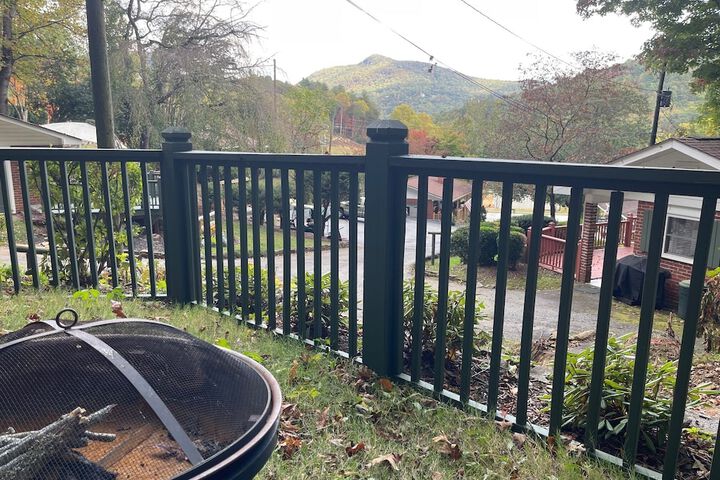 Mountain Aire Cottages Inn & Glamping