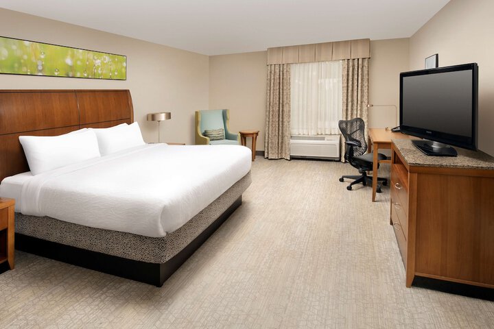 Room 15 of 33