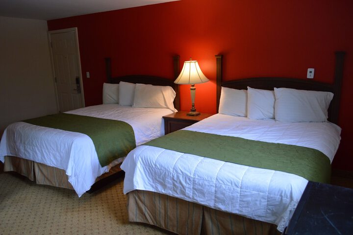 Room 8 of 14