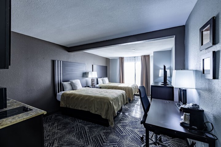 Room 18 of 43