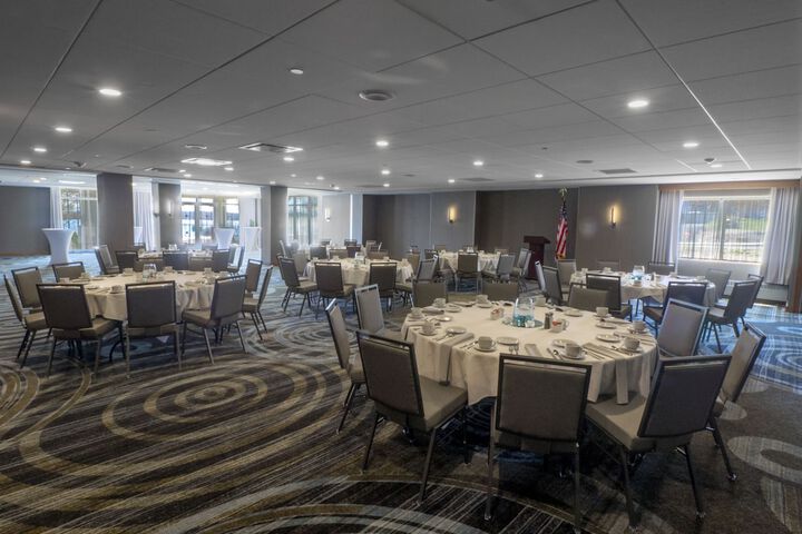 DoubleTree by Hilton Hotel Niagara Falls New York