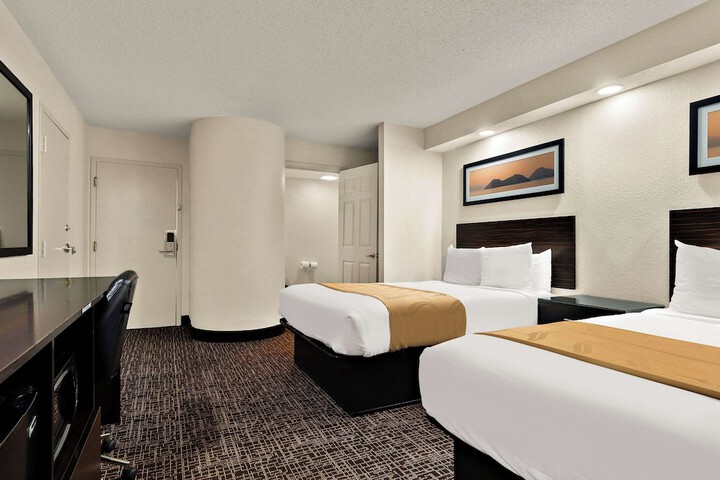 Room 21 of 31