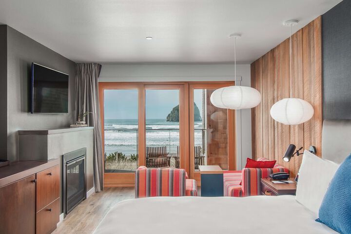 Headlands Coastal Lodge & Spa