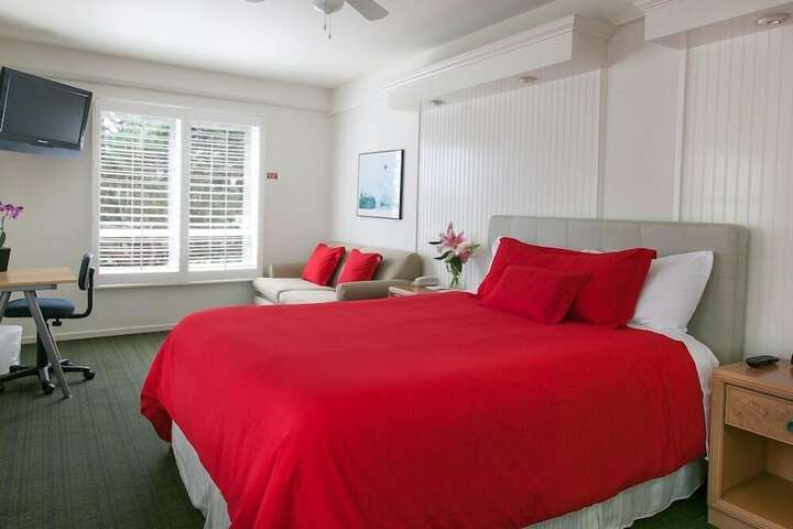 Sea View Inn at the Beach