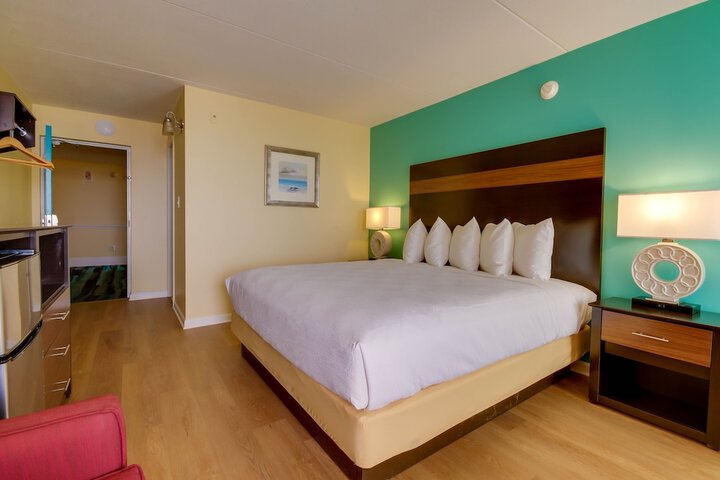 Room 18 of 27