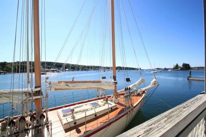 Fishermans Wharf Inn