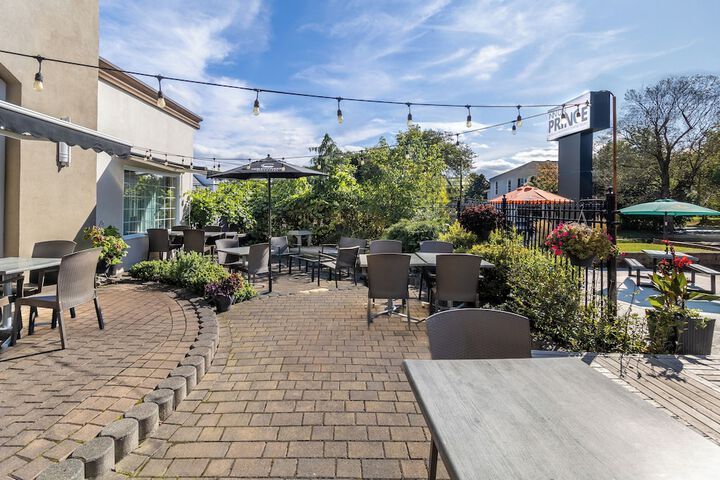 Terrace/Patio 60 of 71