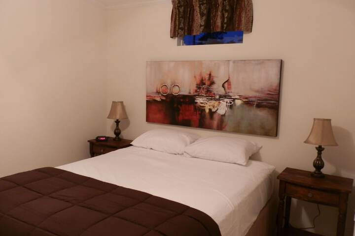 Room 18 of 28