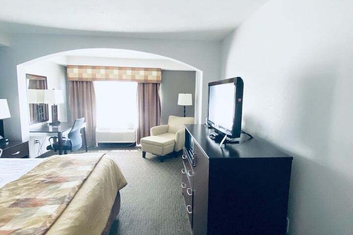 Room 37 of 72
