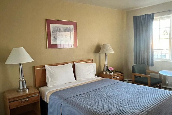Room 17 of 30