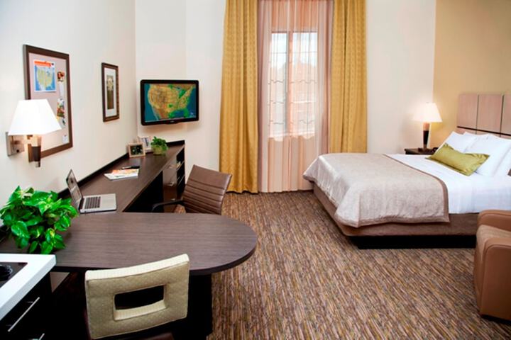 Candlewood Suites Kansas City - Independence by IHG