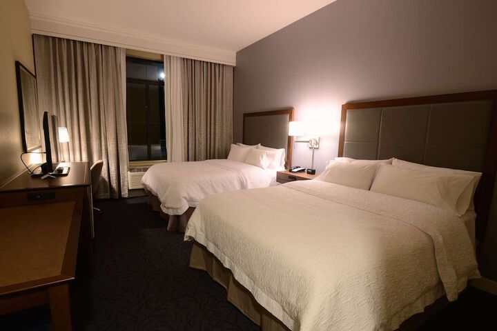 Room 22 of 35