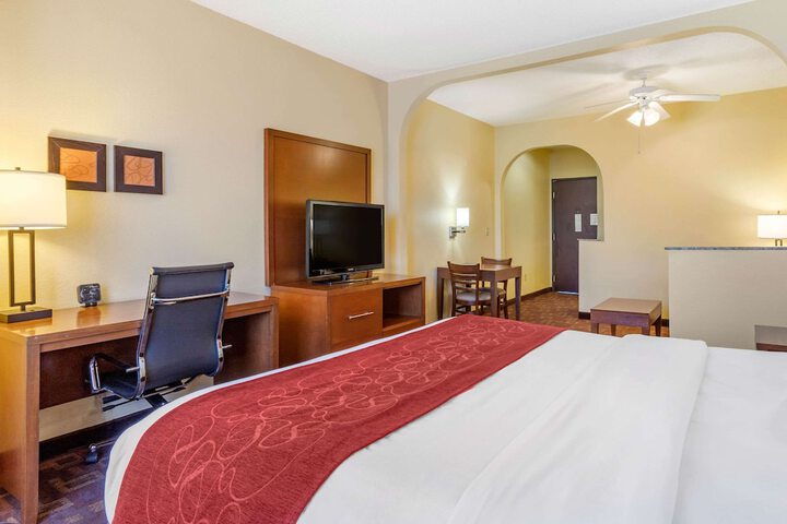 Room 18 of 25