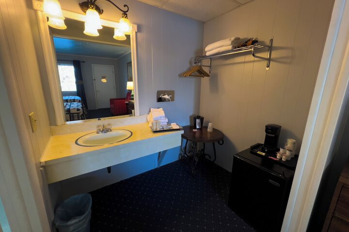 Room 78 of 81