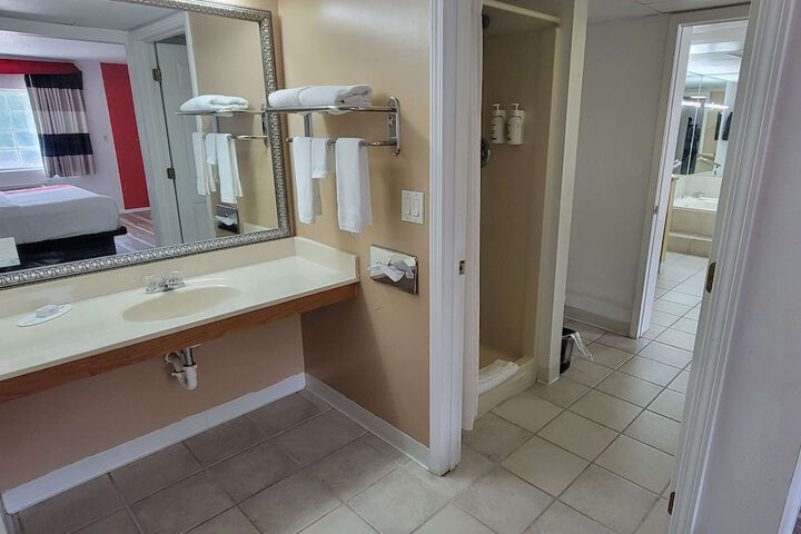 Ramada by Wyndham Mountain Home