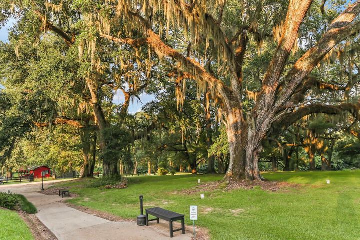 Greenwood Plantation B & B