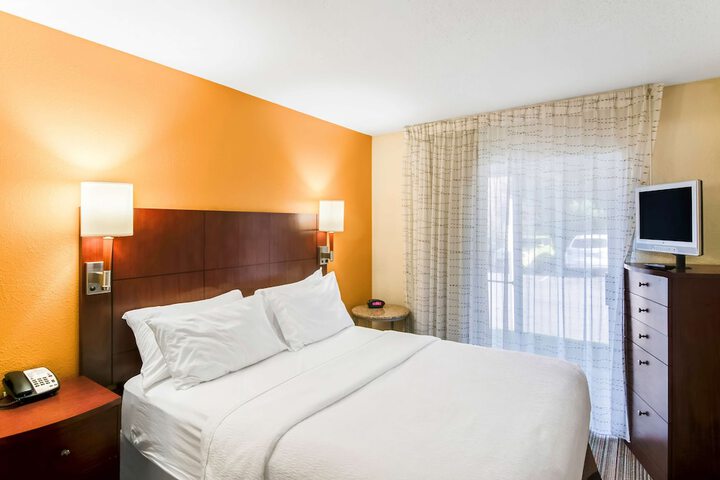 Room 20 of 40
