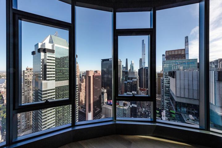 Tempo by Hilton New York Times Square