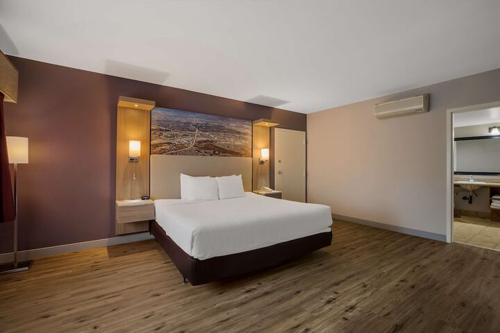 Best Western Diamond Bar Hotel & Suites