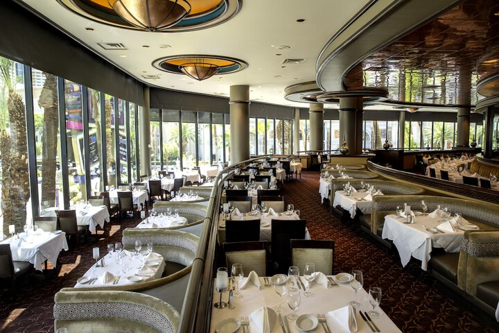 Dining 85 of 113