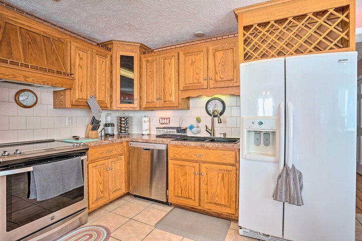 Prince George Getaway Near Historic Sites!