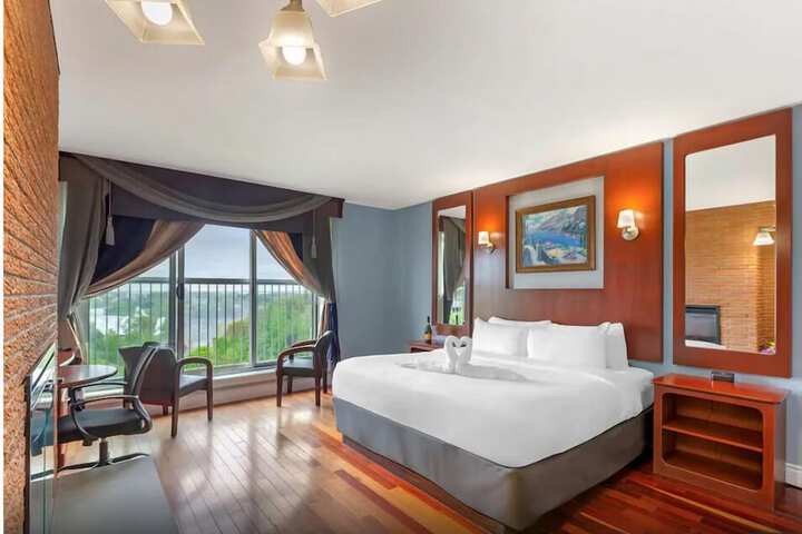 Quality Hotel Fallsview Cascade