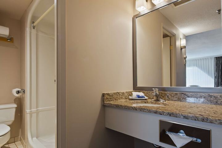 Room 21 of 78