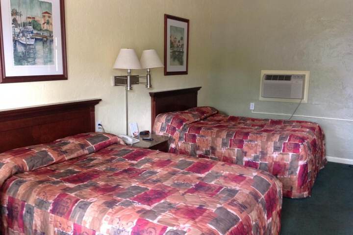 Room 8 of 25