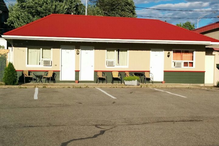 Hotel 3 of 39