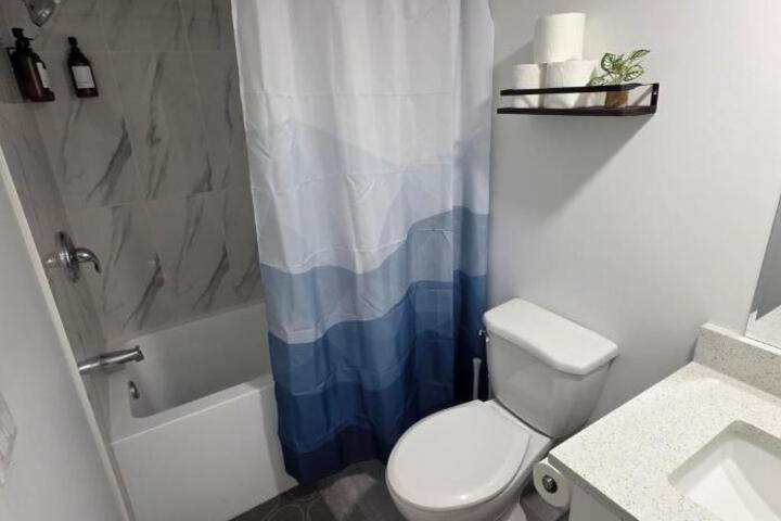 Entire guest basement suite in Cochrane AB