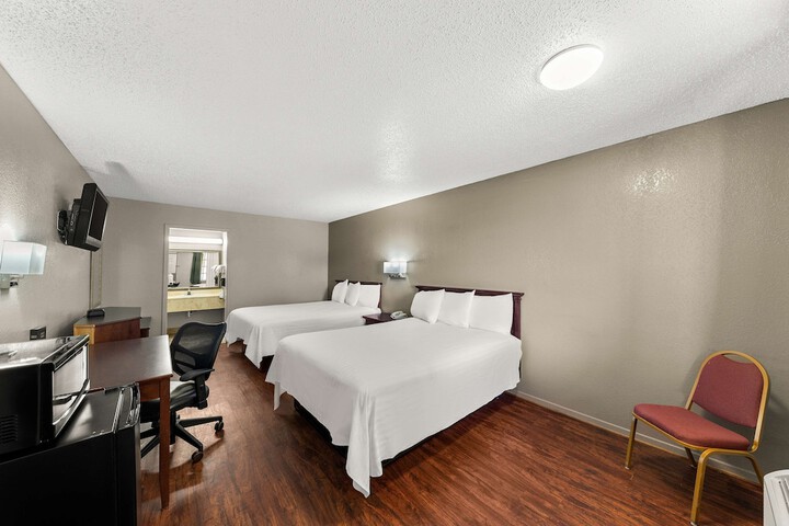 Room 18 of 30