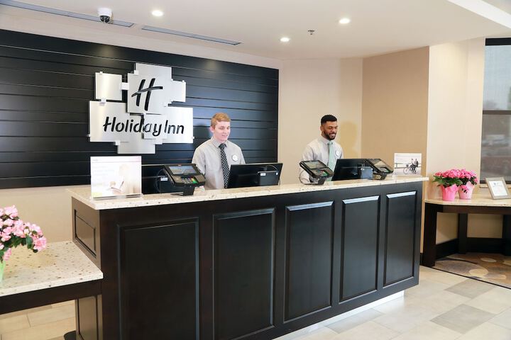 Hotel 7 of 50