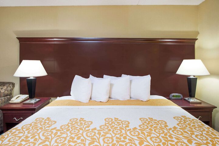 Room 14 of 14