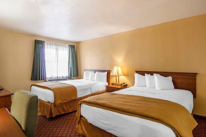 Room 32 of 44