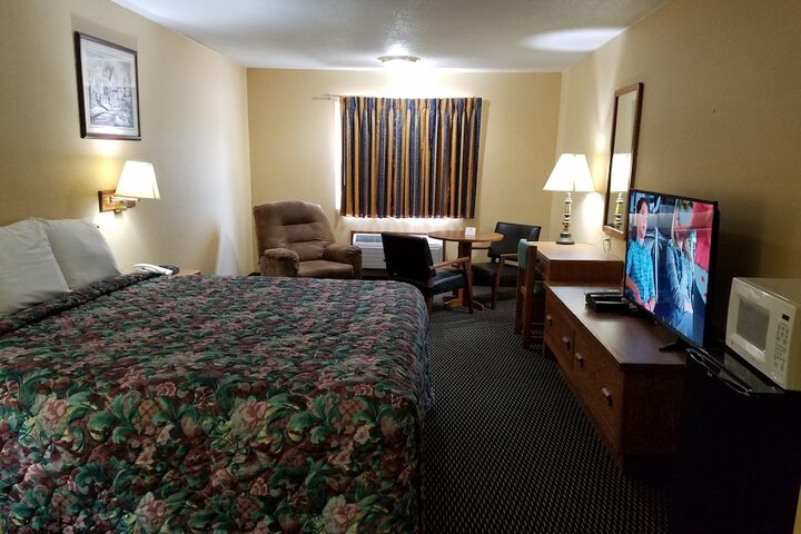 Room 12 of 43
