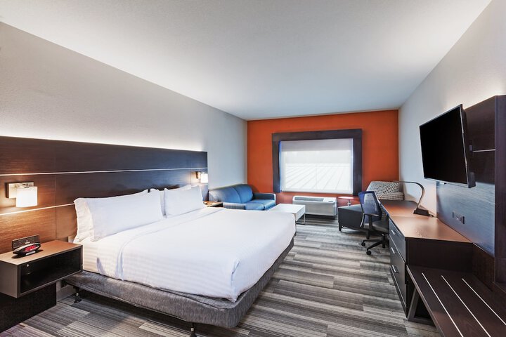 Room 21 of 41