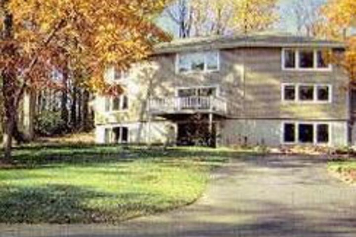Tree Top Bed & Breakfast