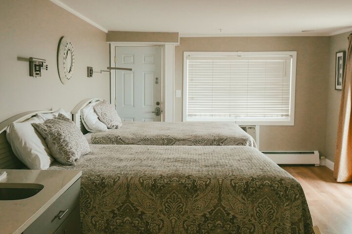 Room 38 of 124