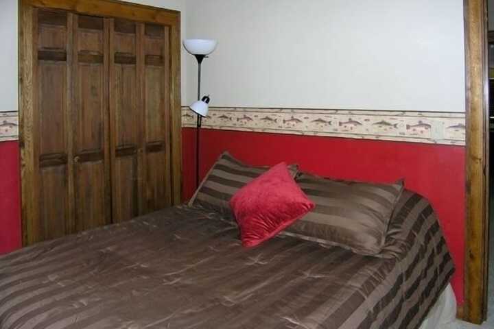 Room 14 of 25