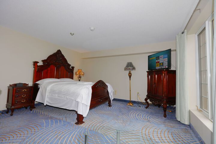 Room 22 of 40