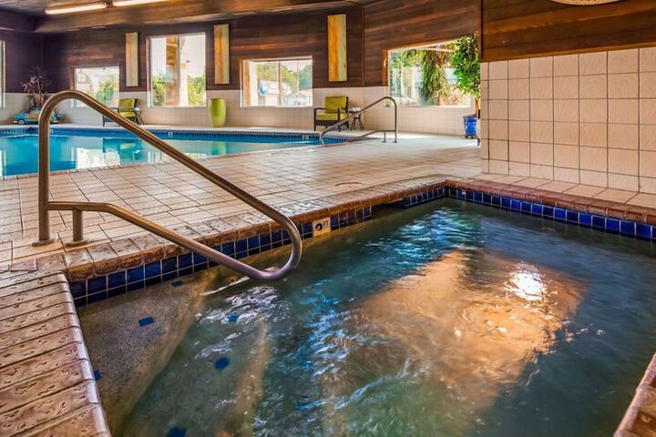 Pool 9 of 35