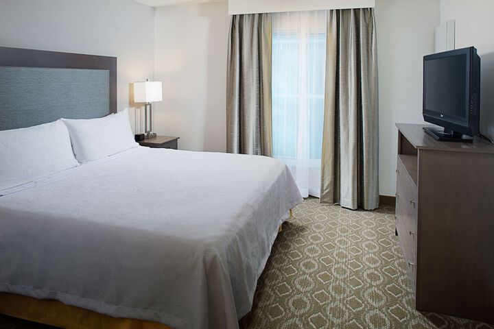 Room 10 of 26