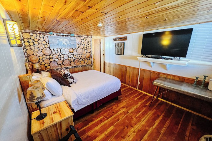 River Lodge