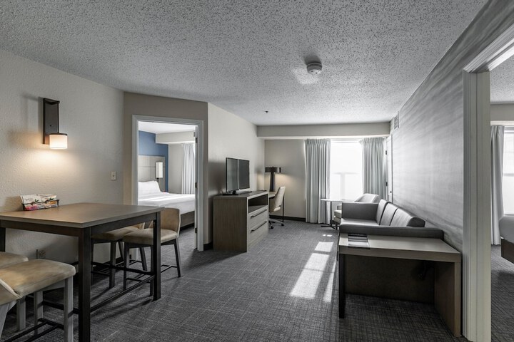 Room 45 of 63
