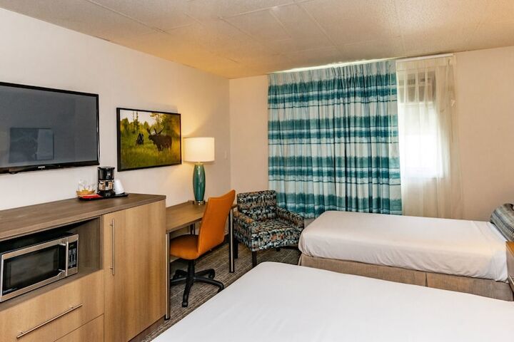 Room 15 of 27