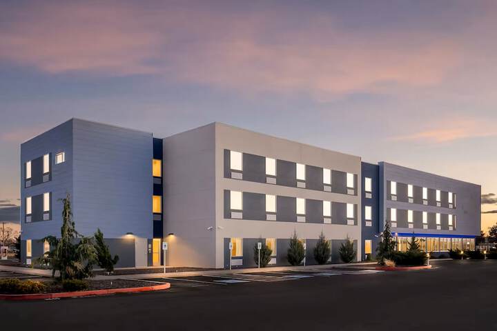 Holiday Inn Express & Suites George Quincy South by IHG