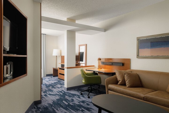 Room 19 of 30