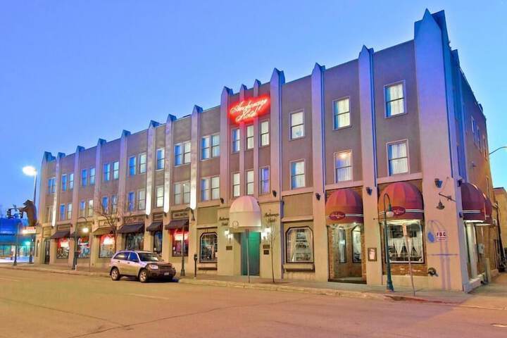 Historic Anchorage Hotel