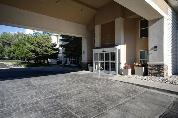 Hotel 5 of 71